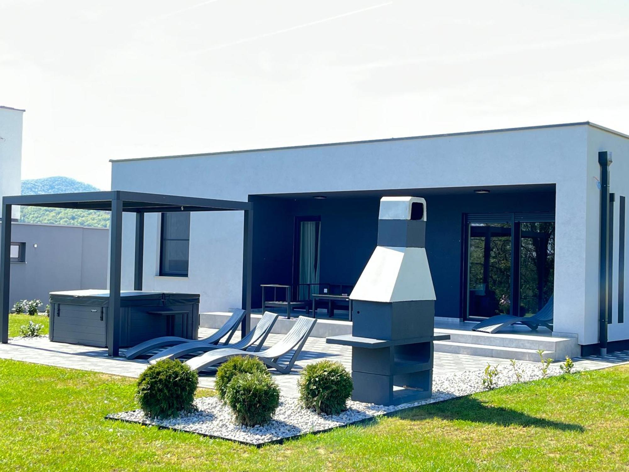 K Relax Place, Varazdinske Toplice, Modern Home With Sauna, Jacuzzi, Wifi 外观 照片